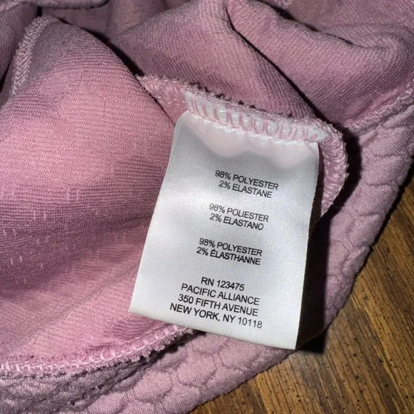 Jones New York Dusty Pink Quilted Cowlneck Pullover Size Small - Picture 6 of 7